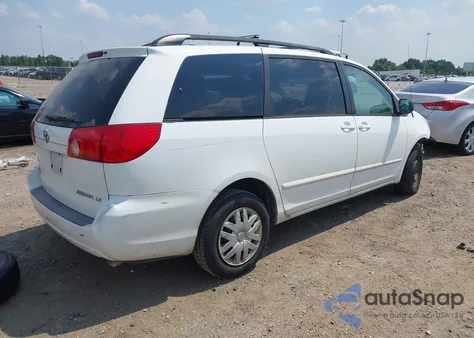 2009 Toyota Sienna Le z USA, uszkodzony, nr VIN 5TDZK23C79S232317